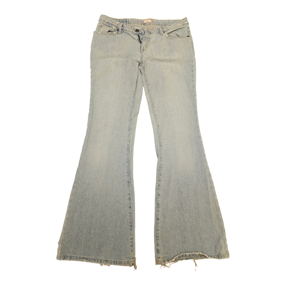 Women's 90' style flare leg jeans. Tilt brand